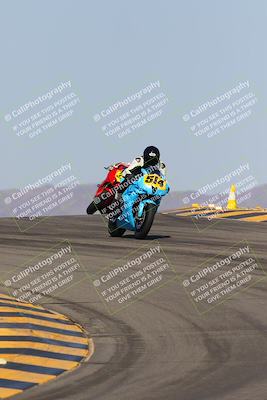 media/Oct-08-2023-CVMA (Sun) [[dbfe88ae3c]]/Race 3 Amateur Supersport Middleweight/